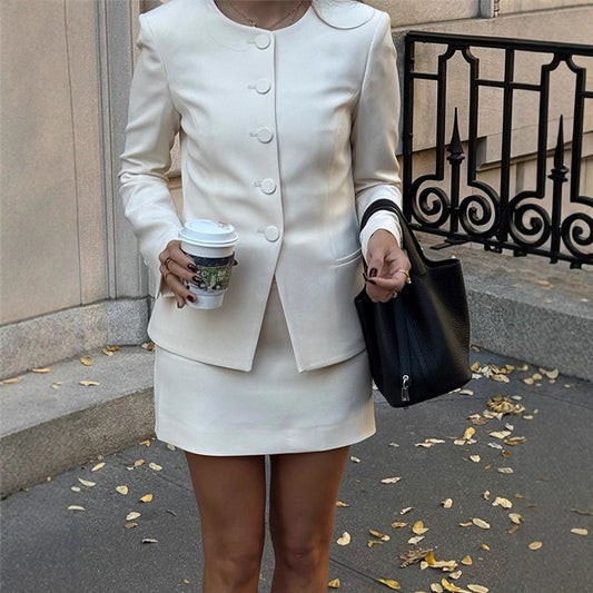 Ensemble Élégant : Veste de Costume et Robe Mi-longue