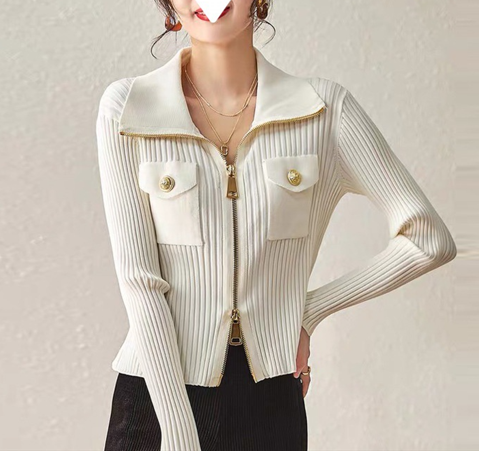 Veste Tricotée Élégance